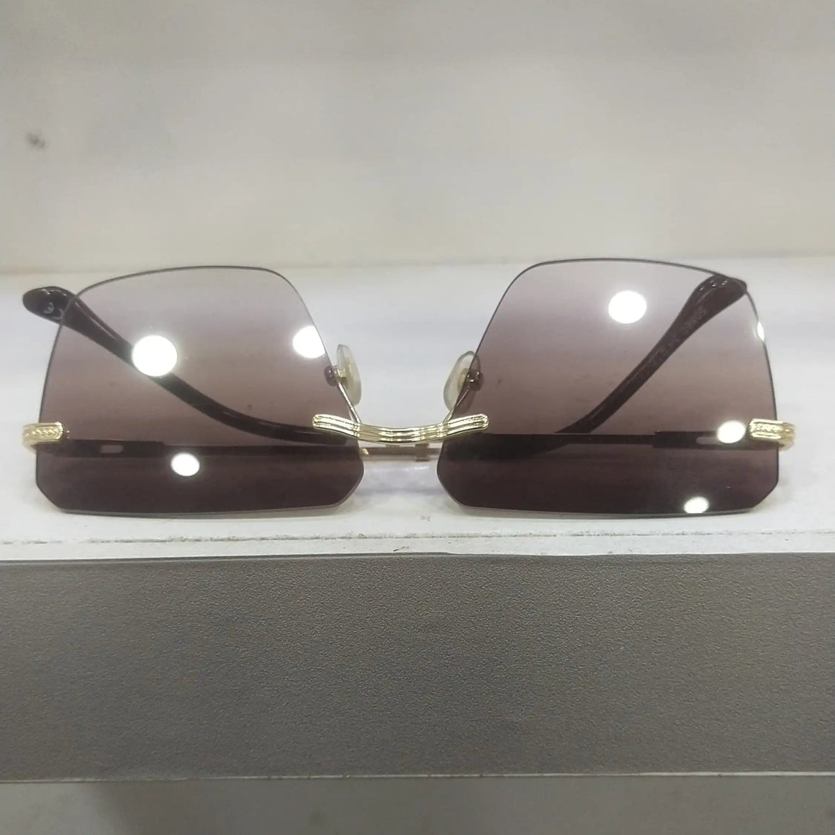 Luxury Rimless Square Sunglasses – Gold Frame & Gradient Brown Lenses